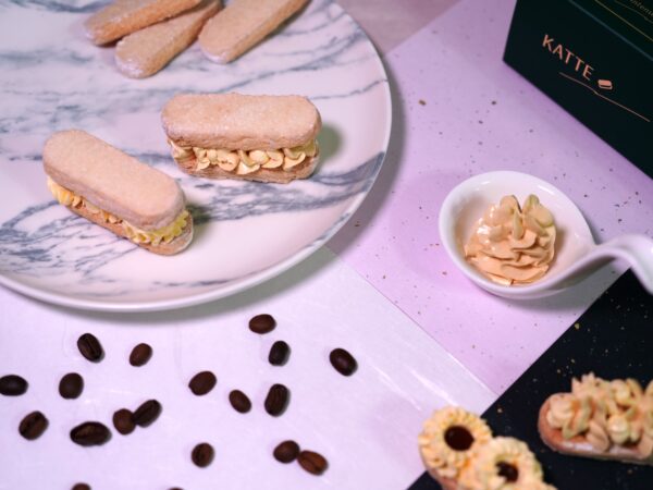 雙層禮盒（提拉米蘇 2入、達克瓦茲 4入）