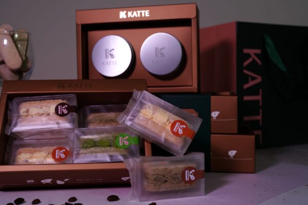 雙層禮盒（提拉米蘇 2入、達克瓦茲 8入）